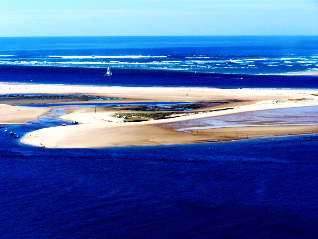 Anlegestellen fürs Boot gibt es in Frankreich sehr oft, wie zum Beisipiel hier bei Dune de Pyla.