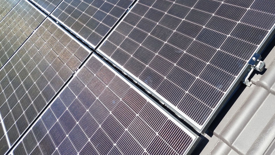 Fotovoltaik Anlage auf dem Dach